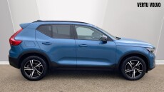 Volvo XC40 2.0 B4P Plus Dark 5dr Auto Petrol Estate